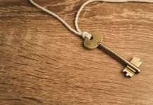 In 2024, insurance companies are at the forefront of digital transformation, leveraging cutting-edge technologies to reshape the industry landscape. As consumer expectations evolve and technology continues to advance, insurers are embracing innovative strategies to enhance efficiency, personalisation, and overall customer satisfaction.