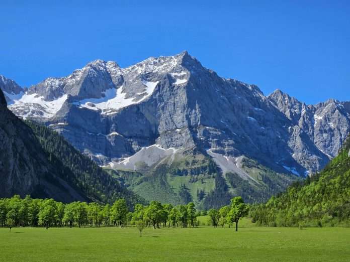 IntellectAI has launched two distinct InsurTech ecosystems, purpose-built to meet the diverse needs of insurance carriers, MGAs, brokers, and wholesalers.