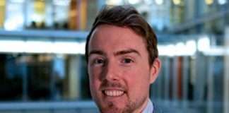 Profitable growth in a soft market: How contextual AI and decision intelligence are redefining insurance