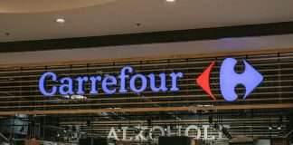 MAPFRE, a global insurance group, and Carrefour Spain, the Spanish arm of the multinational retail giant Carrefour, have announced an exclusive distribution agreement aimed at integrating insurance products directly into the retail checkout experience.
