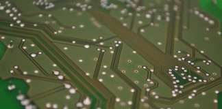 As artificial intelligence becomes embedded across insurance workflows, the industry is increasingly recognising that automation alone is not enough. According to IntellectAI, the most effective approach combines AI capabilities with expert human oversight through a human-in-the-loop (HITL) model. The concept is simple: “AI first. Humans when it matters.”