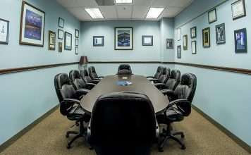 Chubb appoints new commercial property and casualty heads Chubb, a global insurance group, has appointed Ben McGregor and Alex Forman to senior leadership roles within its Chubb Overseas General (COG) division.