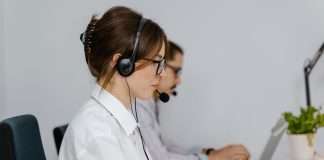 Many customers are familiar with the frustration of contacting a bank or insurer, only to be met with automated systems that fail to understand their needs. Long wait times and generic responses often add to the problem, rather than resolving it.