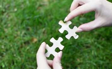 Willis and Qover launch embedded insurance partnership