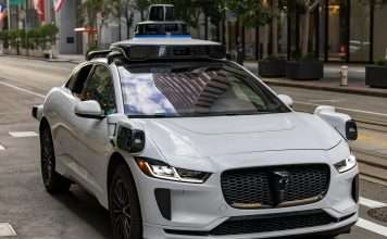 Roamly, an InsurTech focused on mobility insurance solutions, has launched a usage-based commercial insurance product for autonomous fleets that prices cover in real-time, and reduces costs when vehicles operate in autopilot mode, in partnership with Tesla.