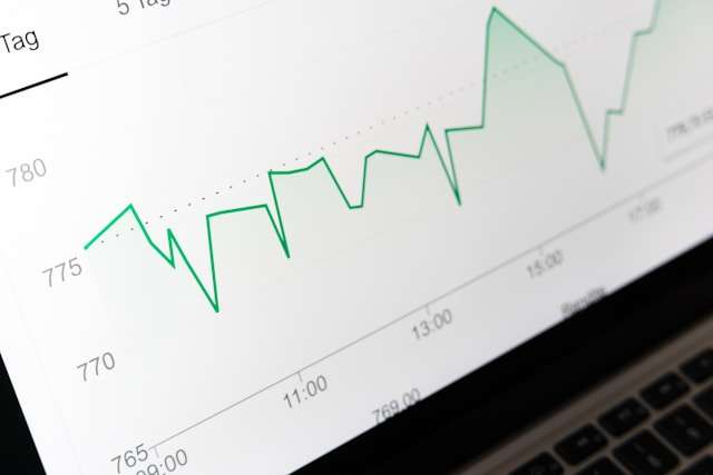 markus-winkler-IrRbSND5EUc-unsplash Weecover targets banks' $1.1tn embedded insurance gap