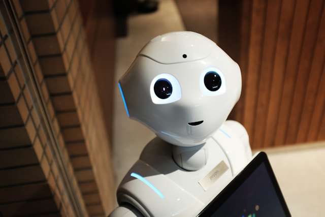 HappyRobot targets insurance as AI agent adoption grows