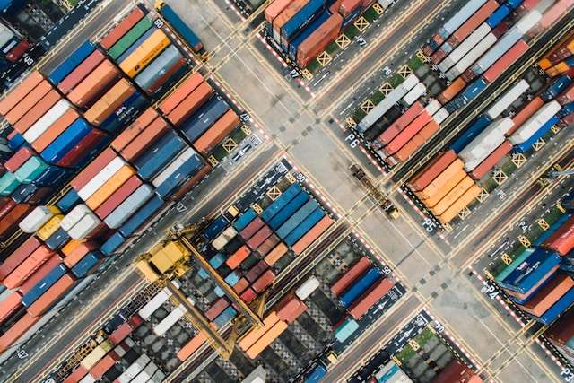 chuttersnap-9cCeS9Sg6nU-unsplash (3) Logistics UK, AXA team up on fleet risk management